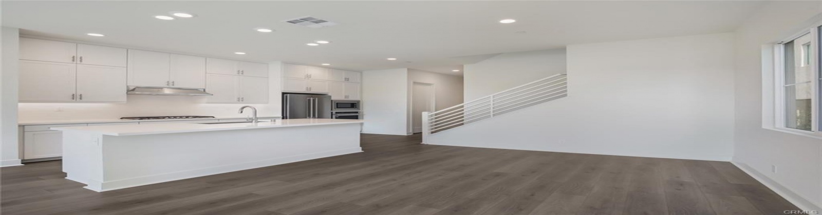 Paramount, Irvine, California 92618, 4 Bedrooms Bedrooms, ,3 BathroomsBathrooms,Condominium,For Sale,Paramount,200015450