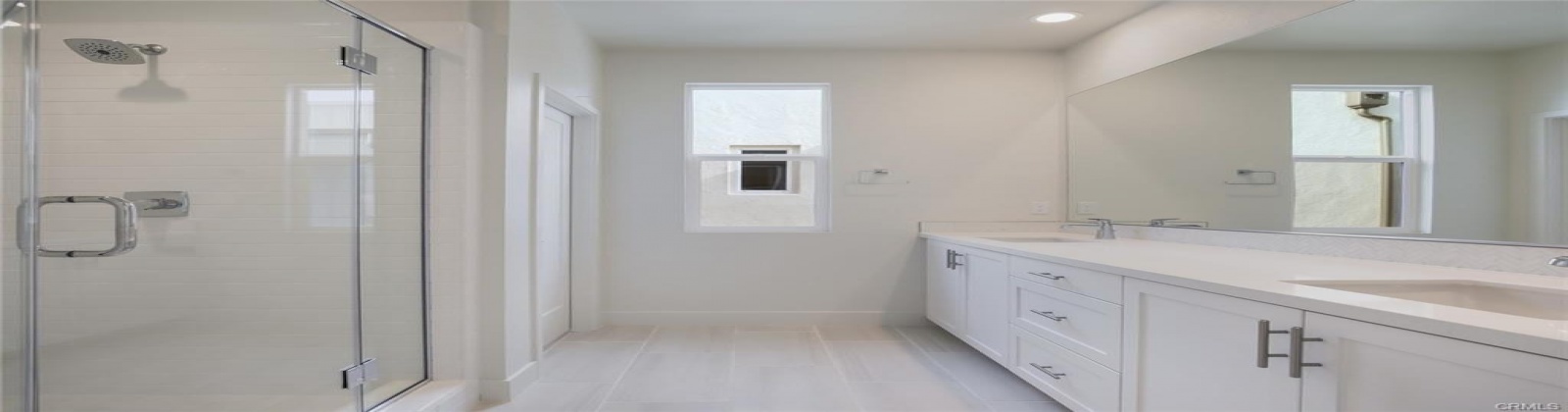 Paramount, Irvine, California 92618, 4 Bedrooms Bedrooms, ,3 BathroomsBathrooms,Condominium,For Sale,Paramount,200015450