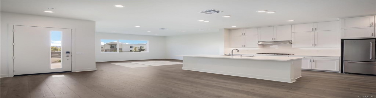 Paramount, Irvine, California 92618, 4 Bedrooms Bedrooms, ,3 BathroomsBathrooms,Condominium,For Sale,Paramount,200015450