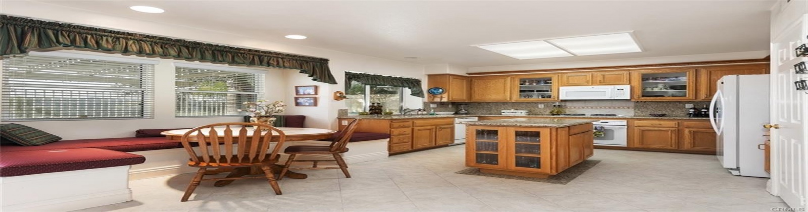 Nicole Way, Yorba Linda, California 92887, 4 Bedrooms Bedrooms, ,2 BathroomsBathrooms,Townhouse,For Sale,Nicole Way,200015461